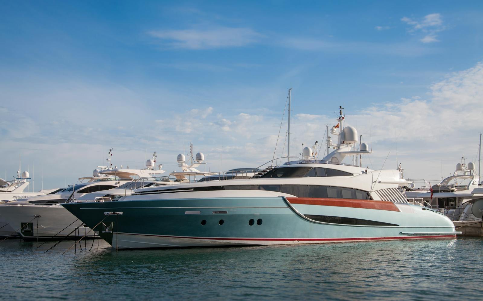 Yacht 03